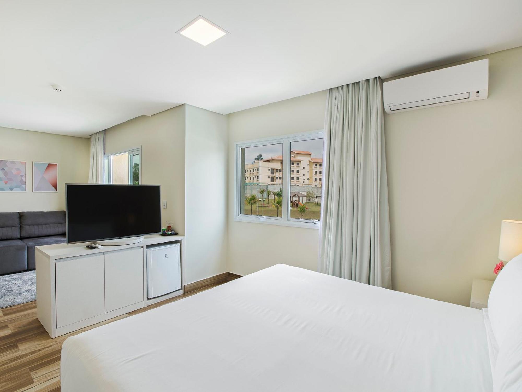 Vinhedo Plaza Hotel ภายนอก รูปภาพ