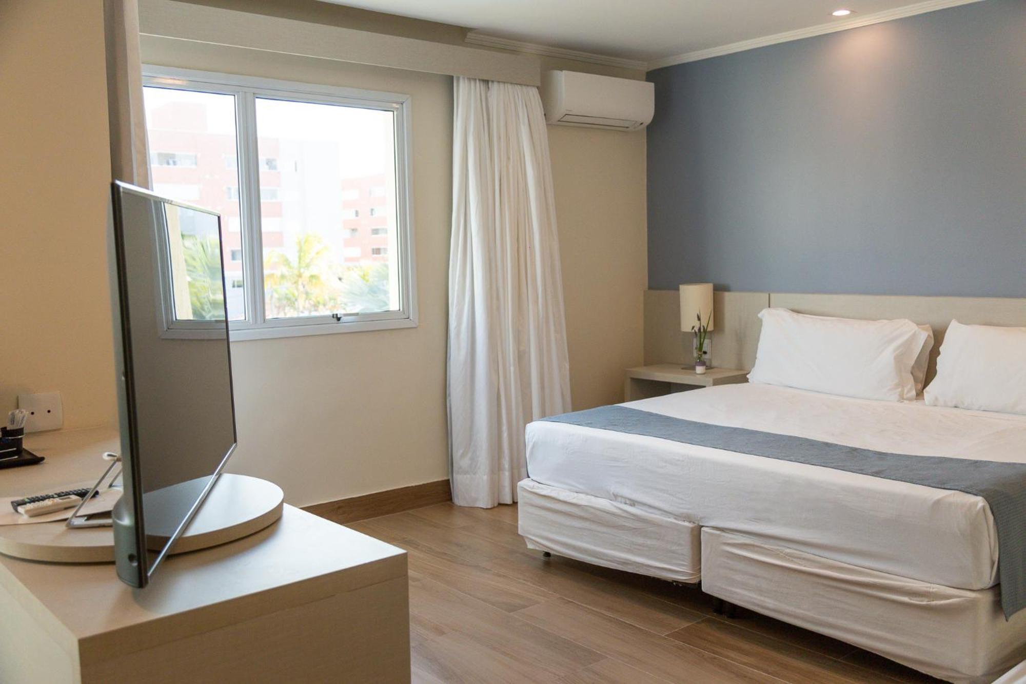 Vinhedo Plaza Hotel ภายนอก รูปภาพ